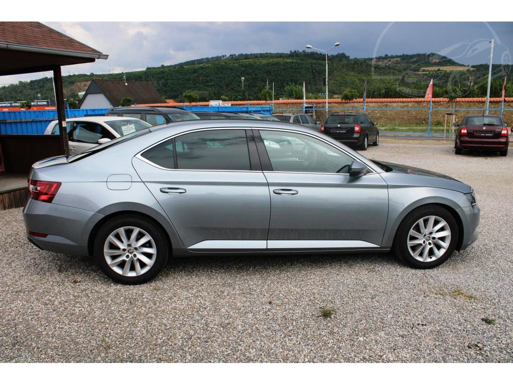 koda Superb 2,0TDI KUZE XENON DSG EL.OKNA