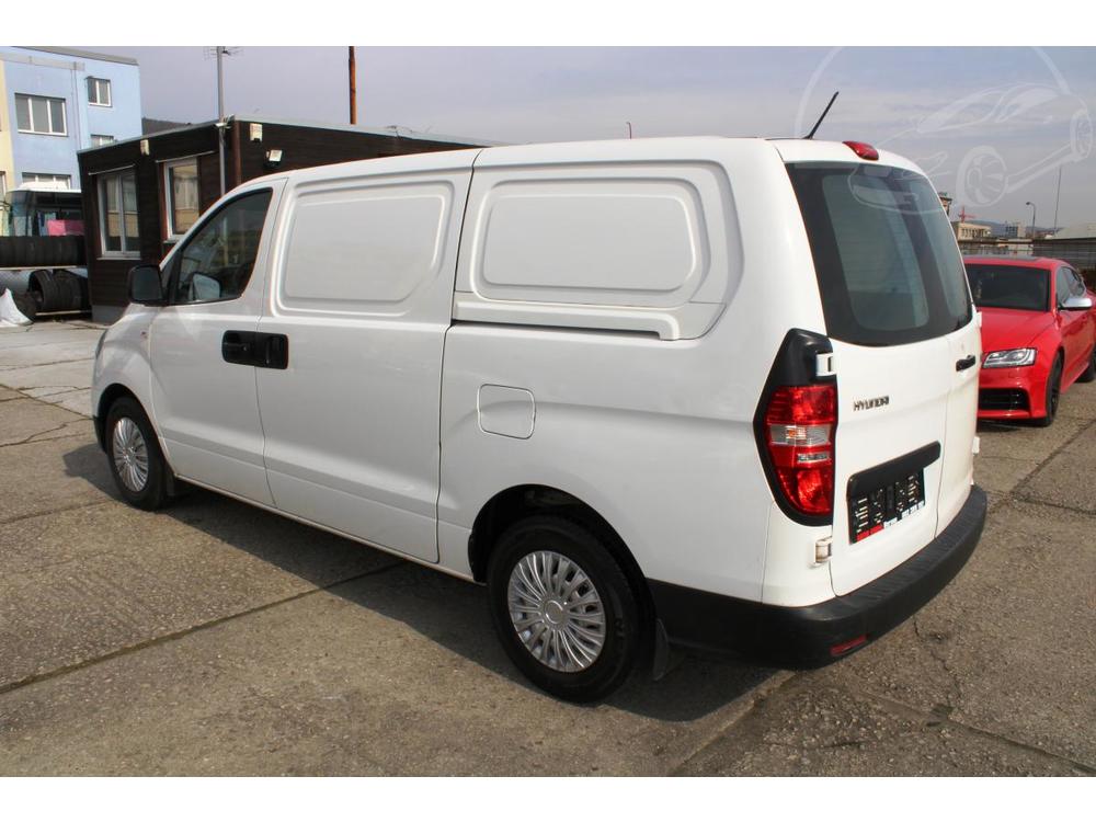 Hyundai H1 2,5CRDi KLIMA EL.OKNA ESP PC