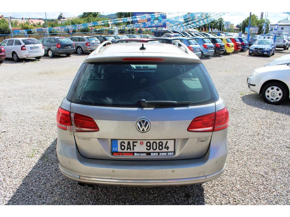 Volkswagen Passat 2,0TDI KLIMATRONIK NAVI ELOKNA