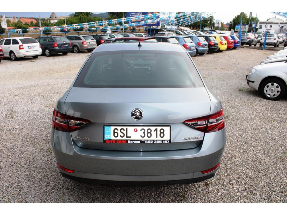 koda Superb 2,0TDI KUZE XENON DSG EL.OKNA