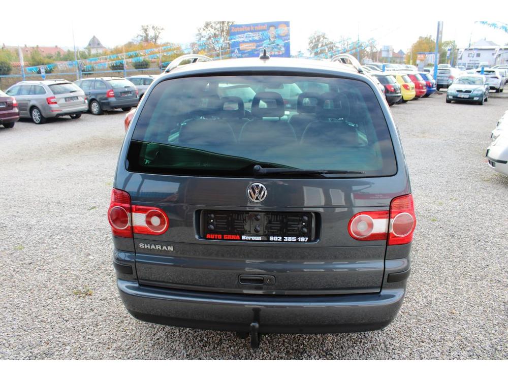 Volkswagen Sharan 2,0i REZERVACE