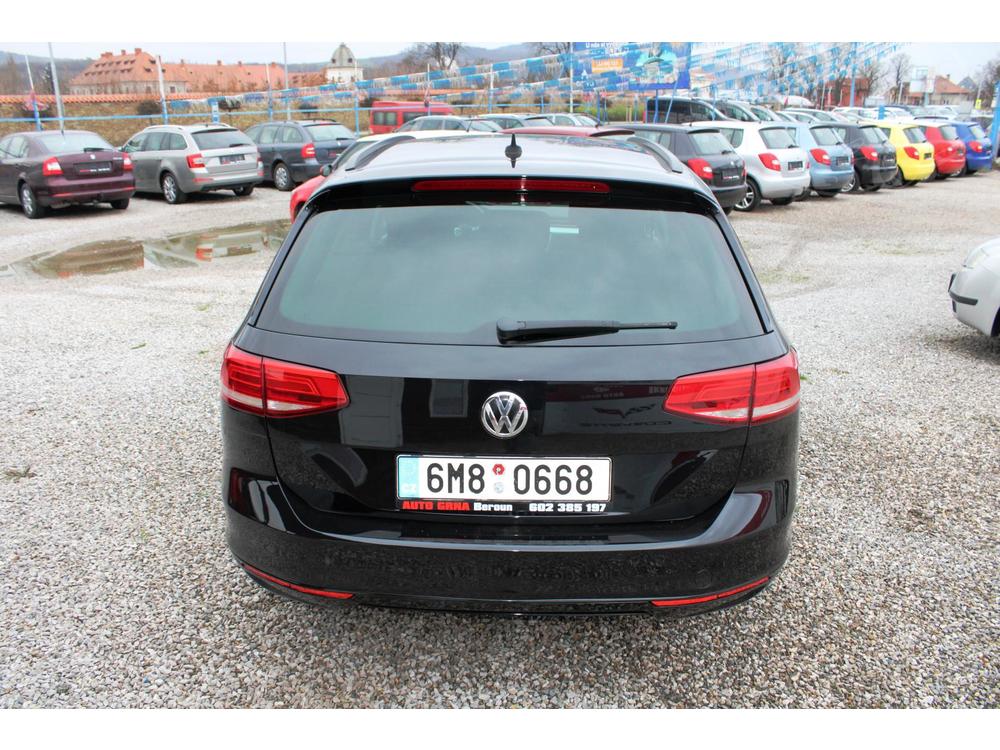 Volkswagen Passat 2,0Tdi DSG KLIMA NAVI EL.OKNA