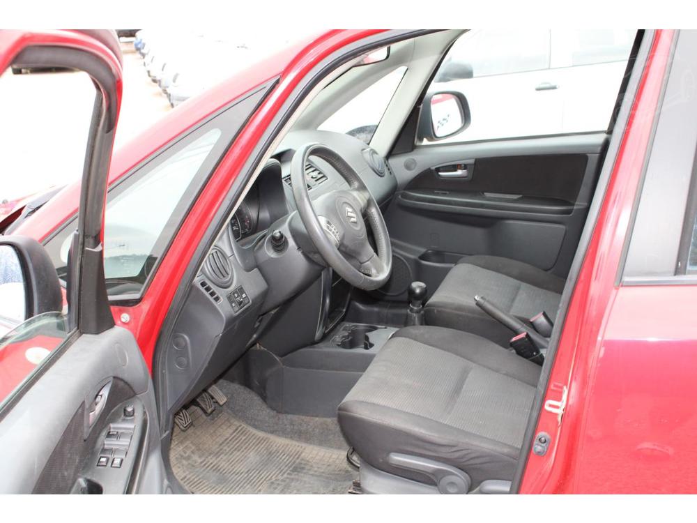 Suzuki SX4 SX4 16I KOUPENO V CZ