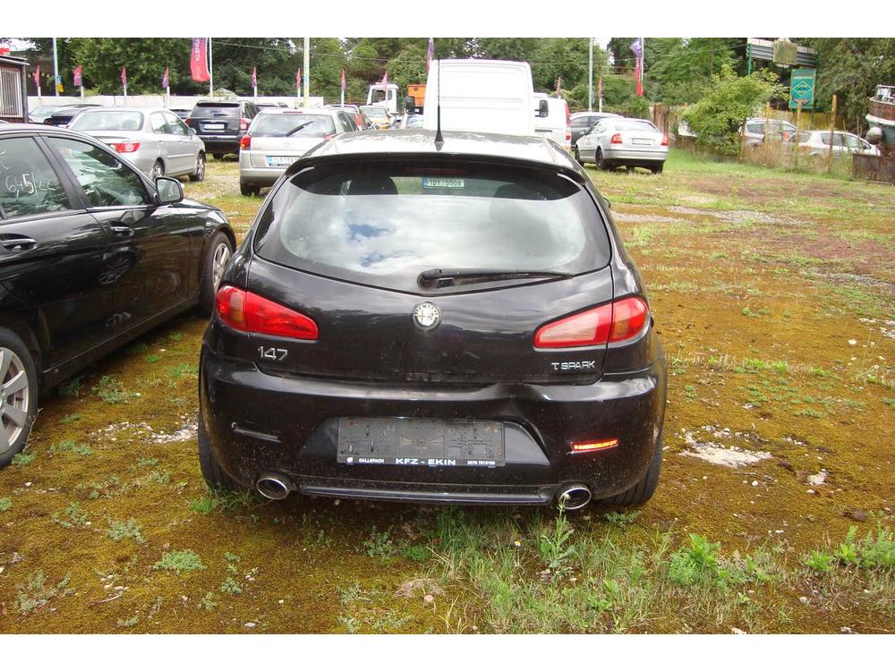 Alfa Romeo 147 1.6 i T-Spark, Dovoz Rakousko