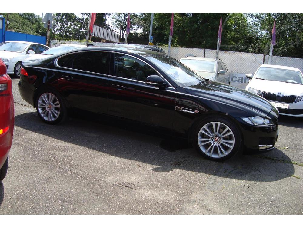 Jaguar XF 2.0D,AUT,1.Maj.74 tis.km !S.kn