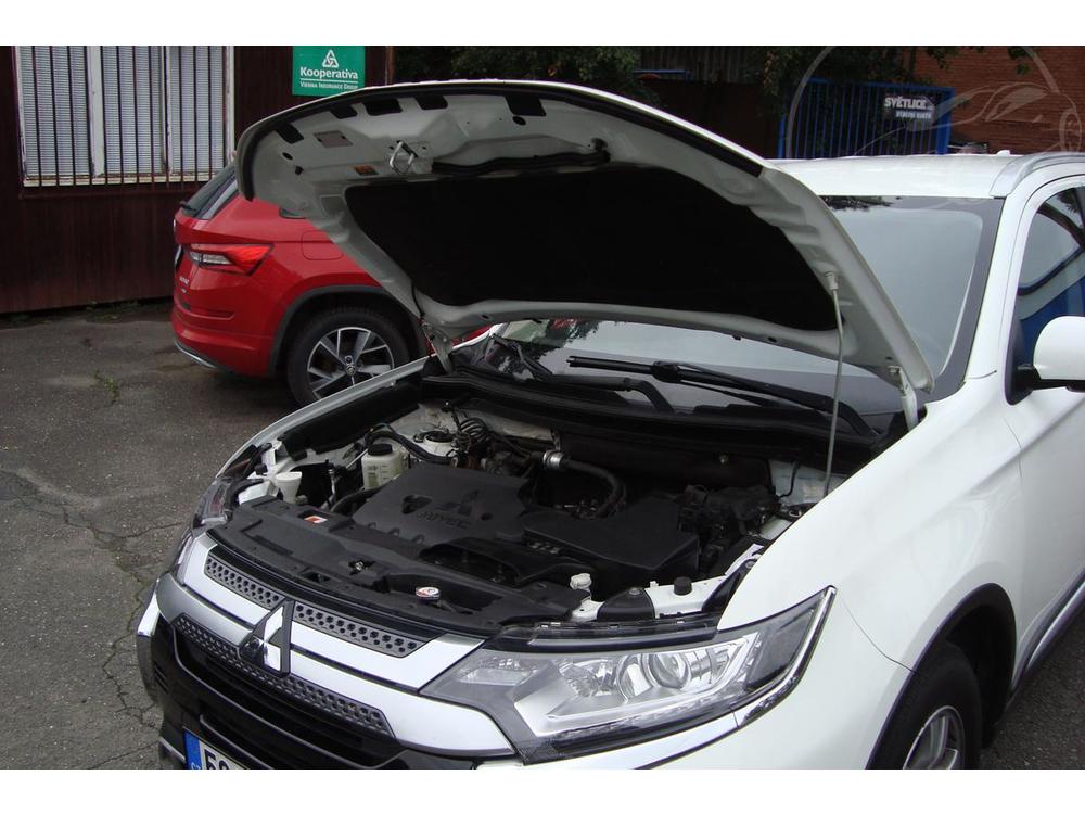 Mitsubishi Outlander 2.0 i+LPG,R.Serv.Kn.2.Majitel