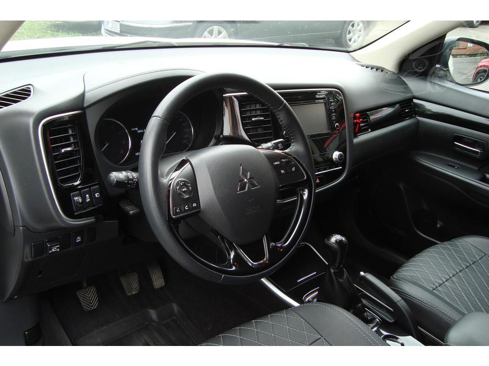 Mitsubishi Outlander 2.0 i+LPG,R.Serv.Kn.2.Majitel