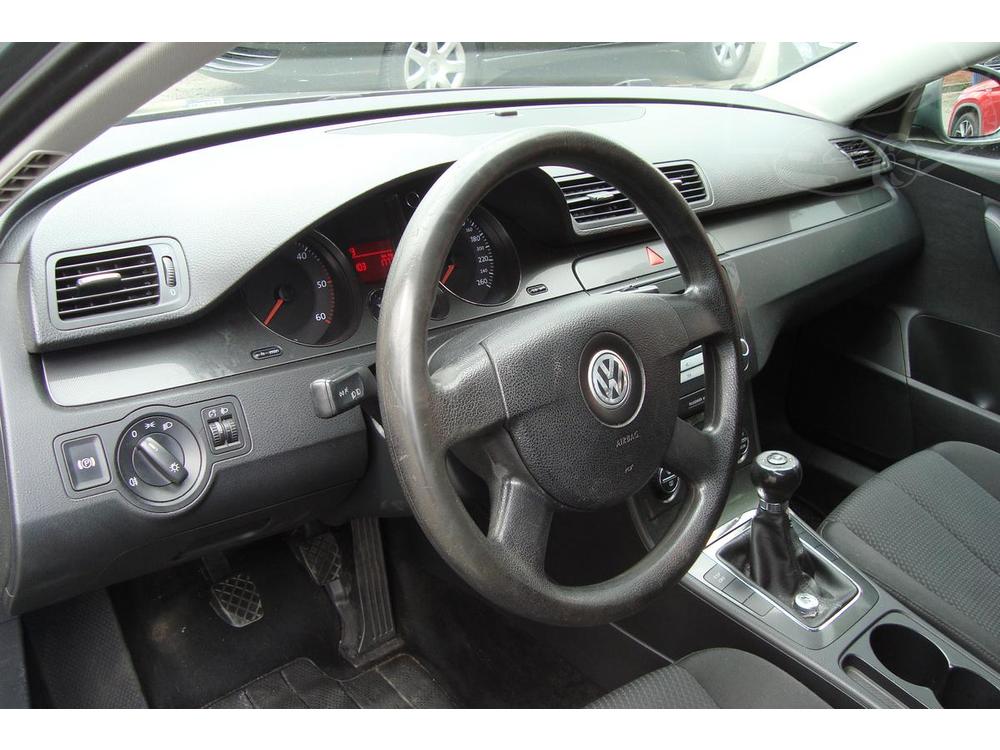 Volkswagen Passat 2.0TDi,R,2.Maj.Pln S.histor.