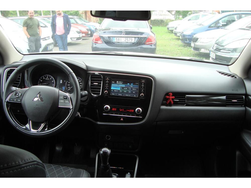 Mitsubishi Outlander 2.0 i+LPG,R.Serv.Kn.2.Majitel