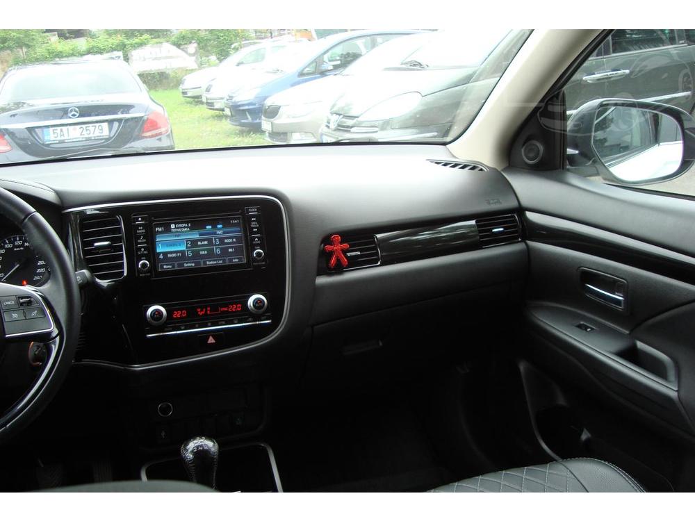 Mitsubishi Outlander 2.0 i+LPG,R.Serv.Kn.2.Majitel