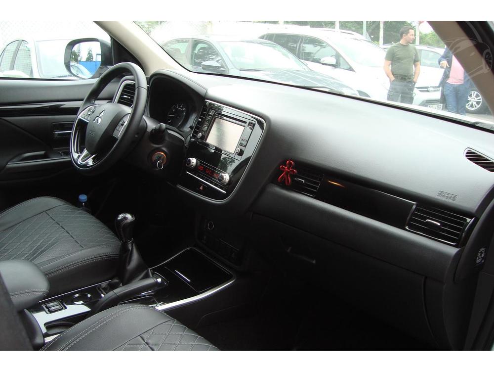 Mitsubishi Outlander 2.0 i+LPG,R.Serv.Kn.2.Majitel