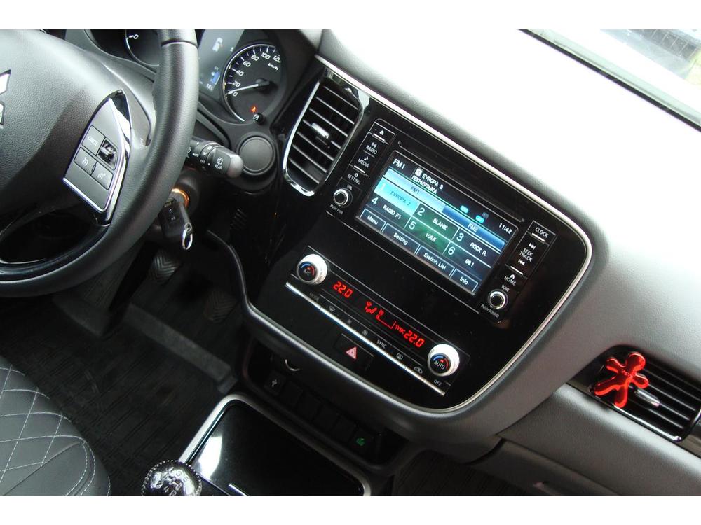 Mitsubishi Outlander 2.0 i+LPG,R.Serv.Kn.2.Majitel