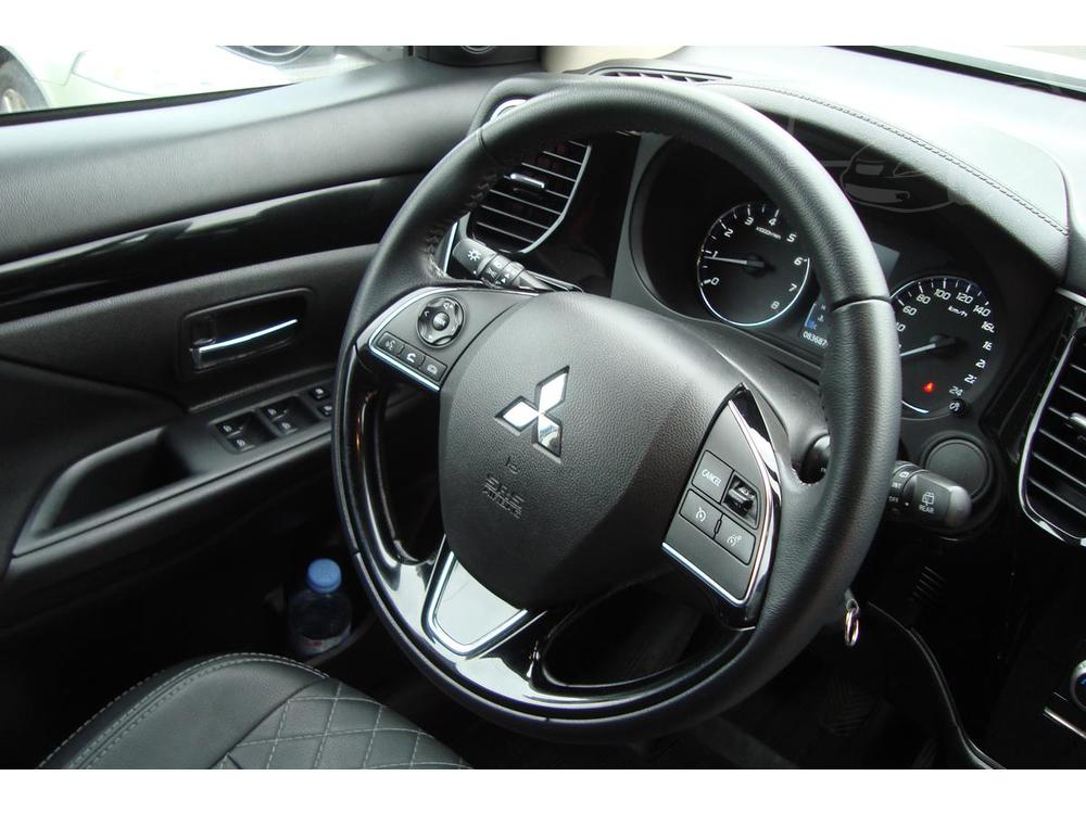 Mitsubishi Outlander 2.0 i+LPG,R.Serv.Kn.2.Majitel