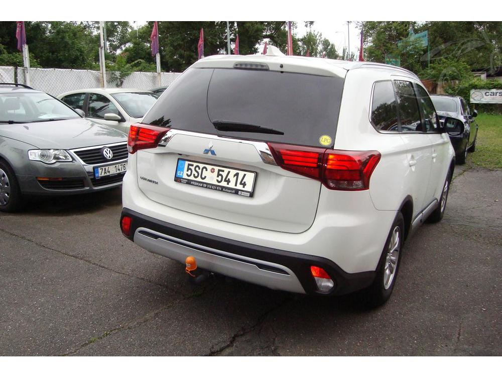 Mitsubishi Outlander 2.0 i+LPG,R.Serv.Kn.2.Majitel