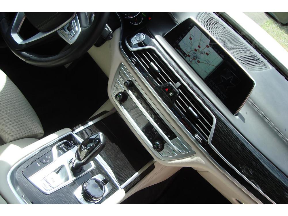 BMW 730 d Xdrive,M-paket,R,Serv.kn