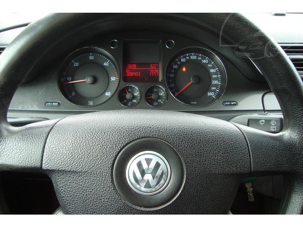 Volkswagen Passat 2.0TDi,R,2.Maj.Pln S.histor.