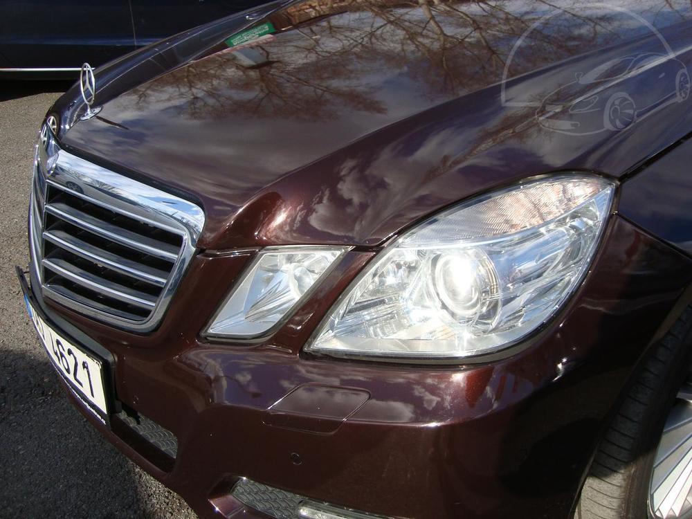 Mercedes-Benz E 250 CDi,AUT,R, 1.Maj.Servis.kn