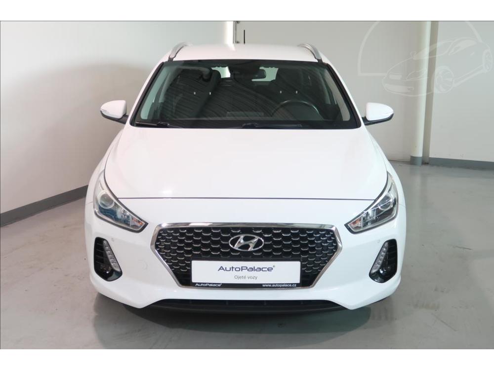 Hyundai i30 1,6 CRDi SMART komb 1.MAJITEL