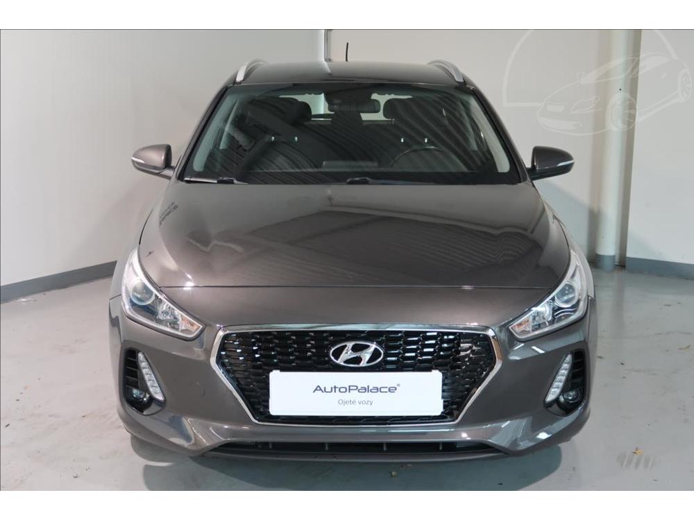 Hyundai i30 1,0 T-GDI TRIKOLOR COMFORT