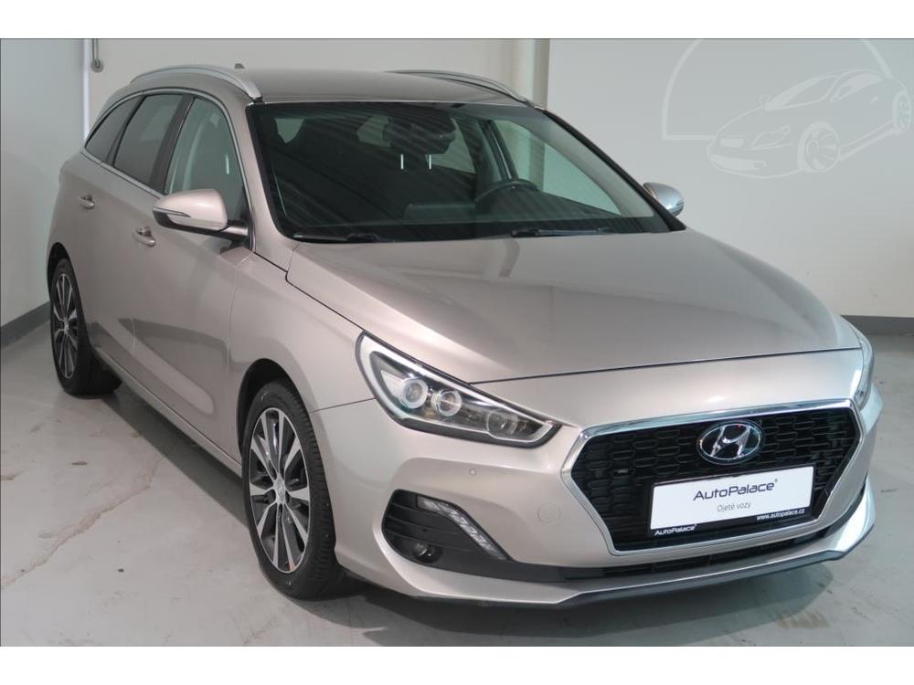 Hyundai i30 1,6 CRDi 136 All Inclusive kom