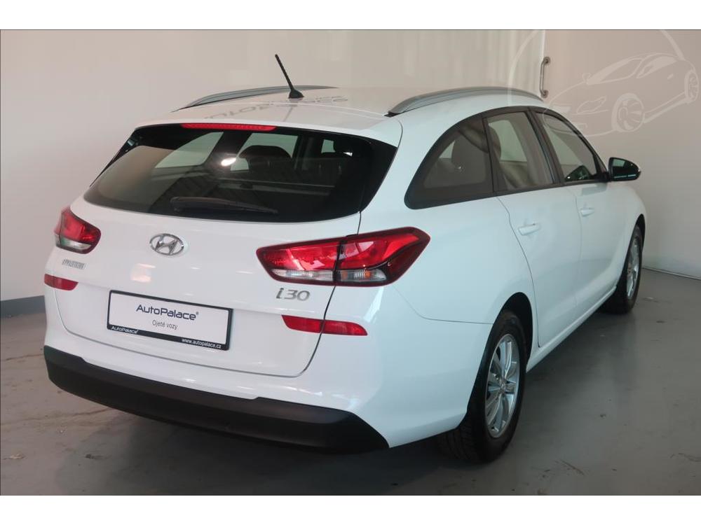 Hyundai i30 1,0 T-GDI TRIKOLOR COMFORT