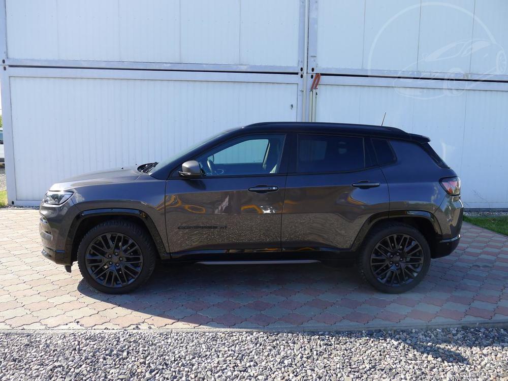 Jeep Compass 1,3 Turbo Edice 80.Vro