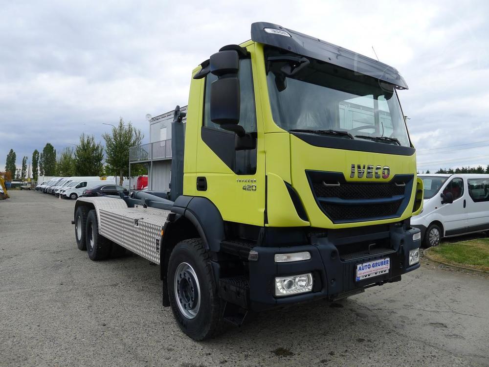 Iveco Trakker 420 6x4 Nos.kontejneru