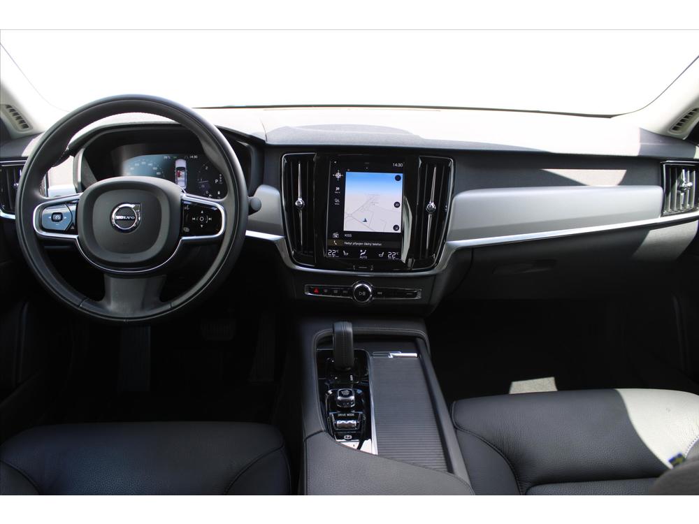 Volvo S90 B5 173kW AWD DPH 1.MAJITEL R