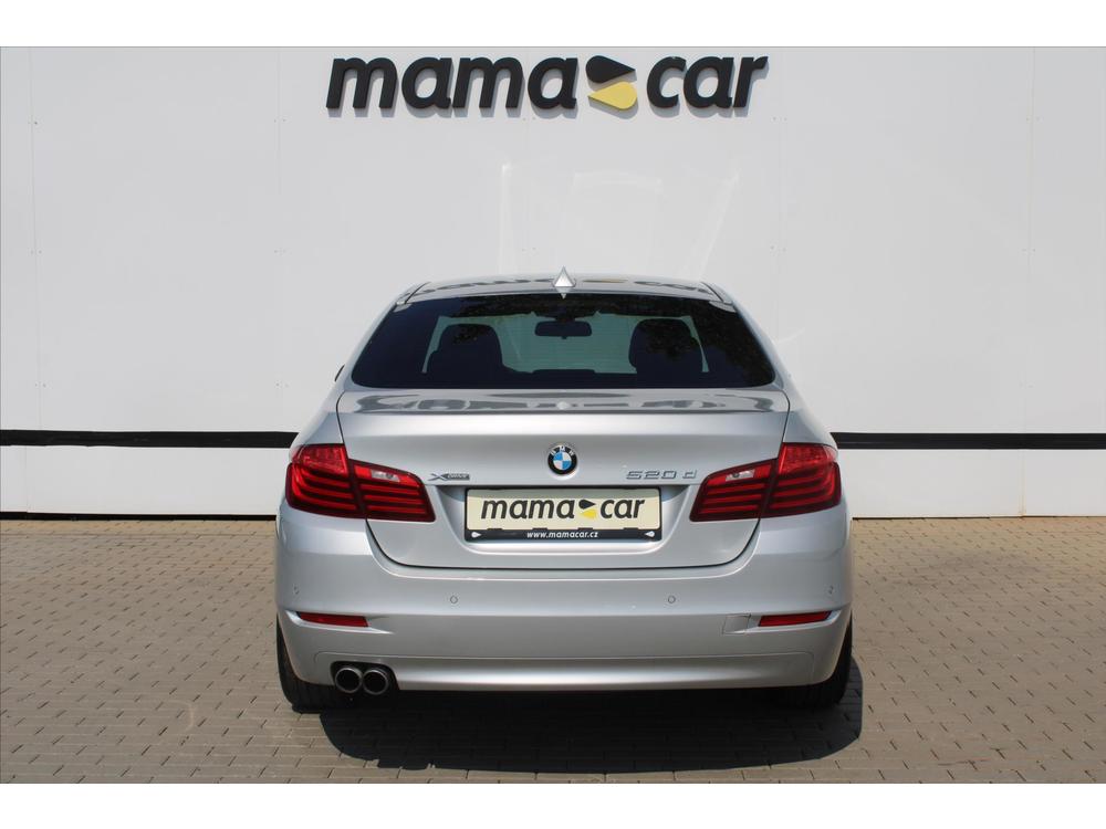 BMW 5 520d xDrive SERVISN KNIHA R