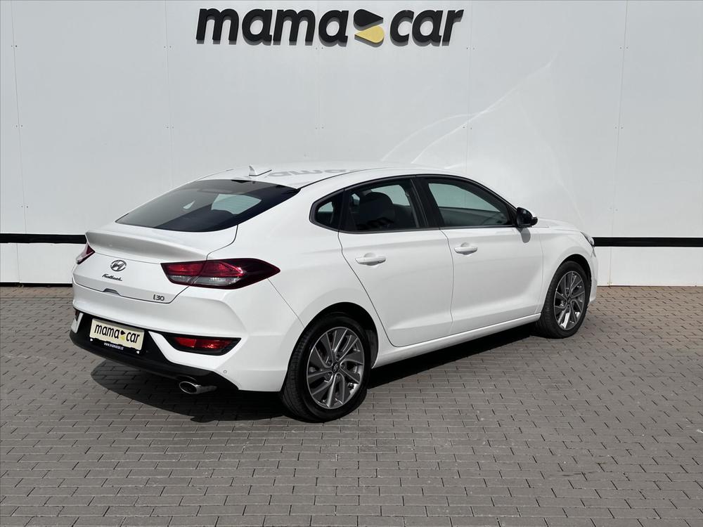 Hyundai i30 1.6 CRDI 100kW FASTBACK R