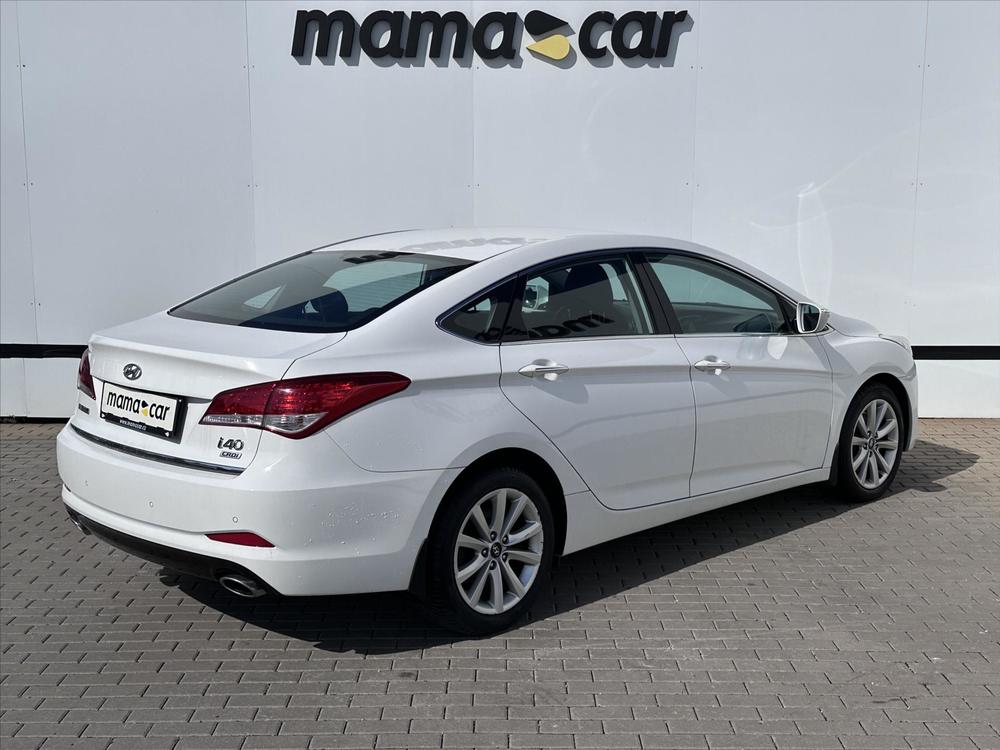 Hyundai i40 1.7 CRDI 100kW EXPERIENCE R