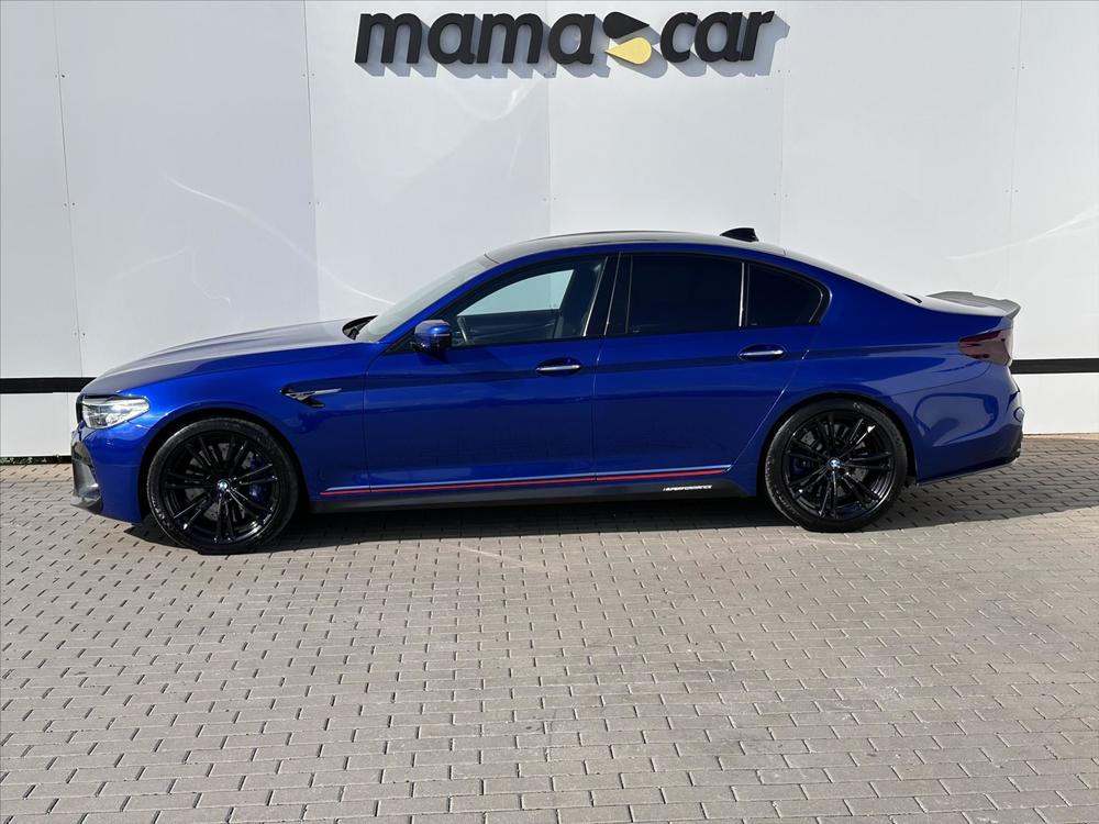 BMW M5 441kW xDrive SERVISN KNIHA R