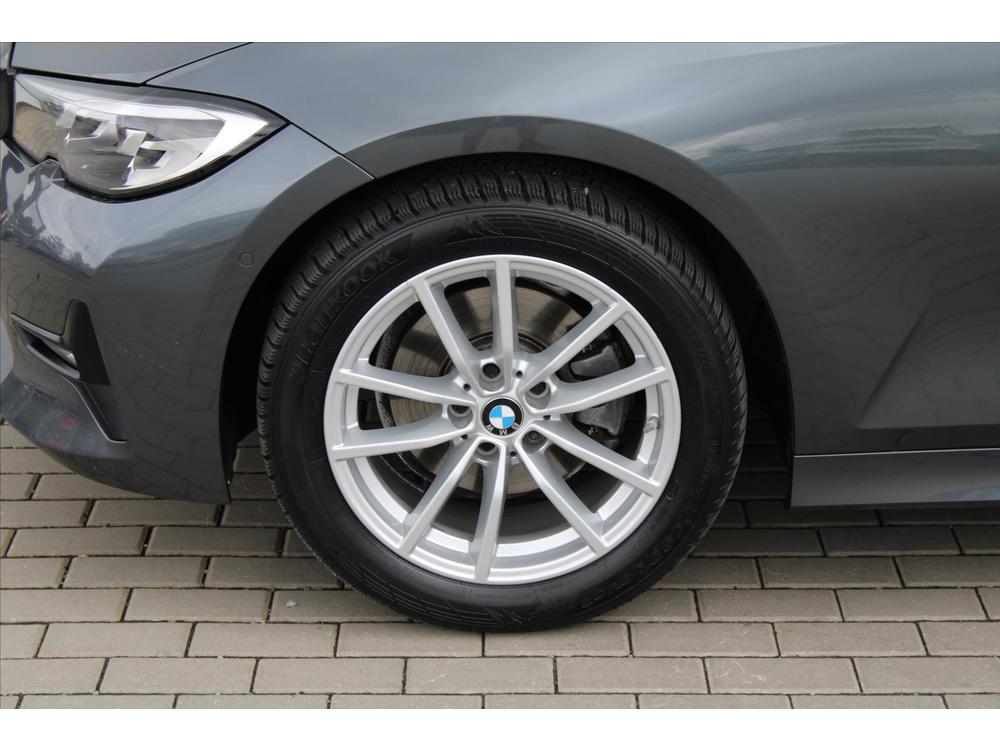 BMW 3 320d xDrive NOV MODEL ZRUKA