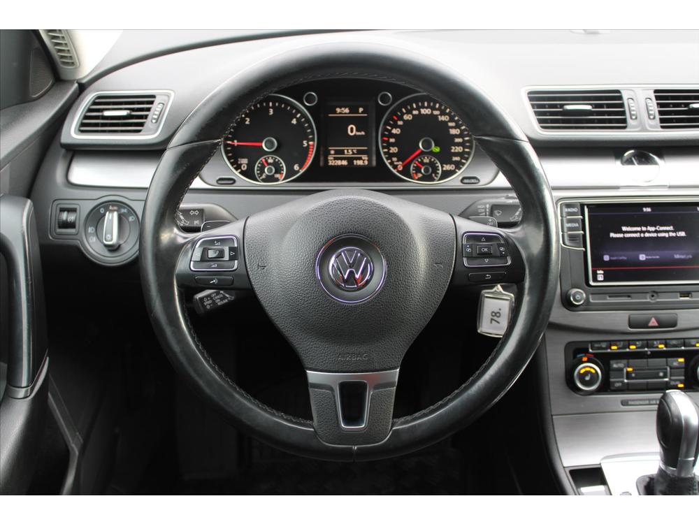 Volkswagen Passat 2.0 TDI 103kW DSG XENONY