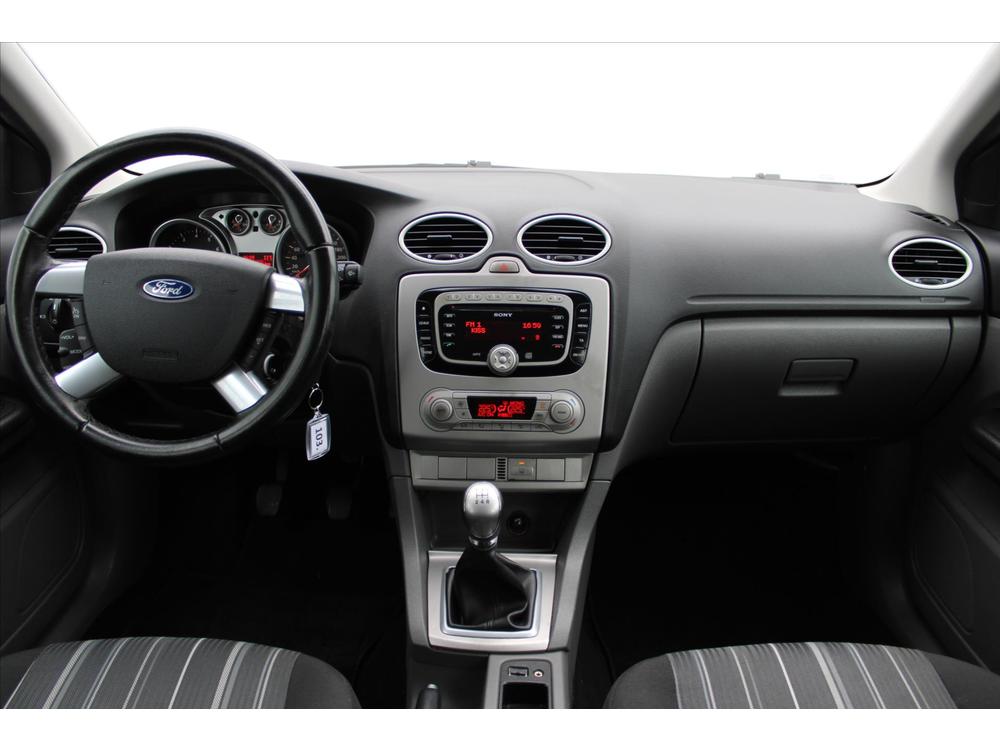 Ford Focus 1.6i 74kW TEMPOMAT SERVIS.KN.