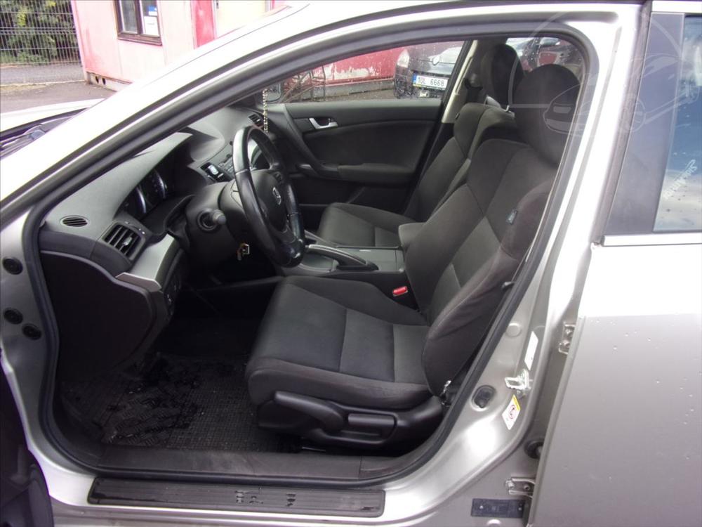 Honda Accord 2,2 i-DTEC Tourer Elegance 1ma