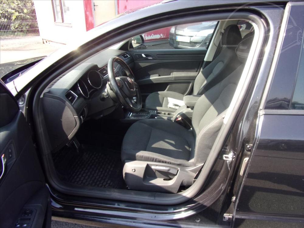 koda Superb 2,0 TDI 103kW Comfort AT Combi