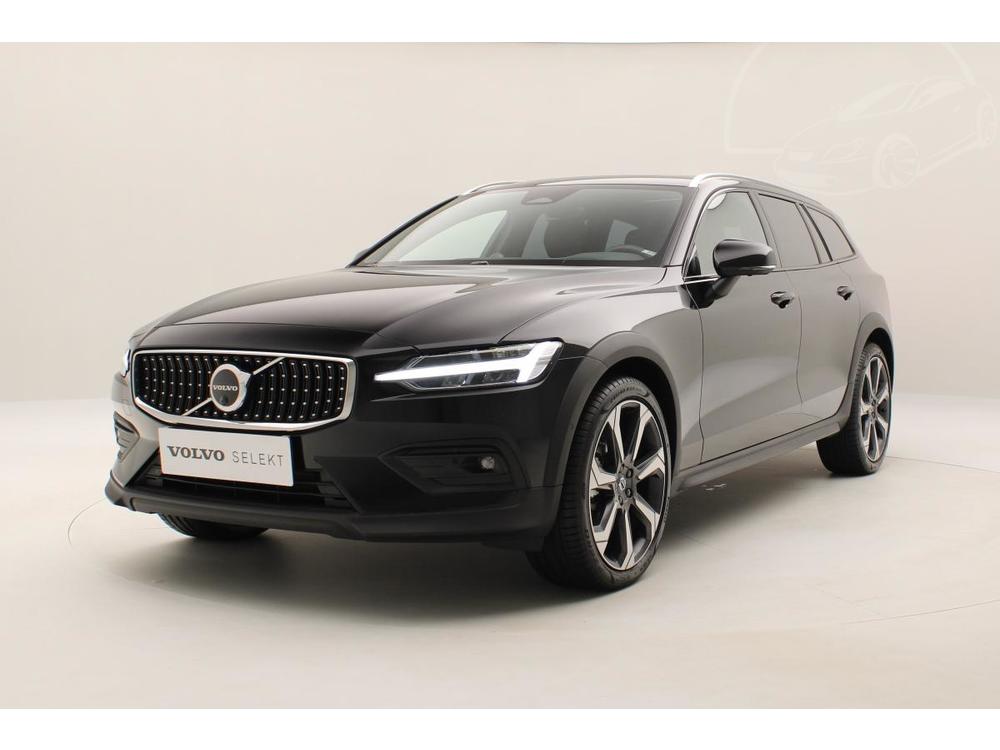 Prodm Volvo V60 CC B4 AWD ULTIMATE AUT 1.maj