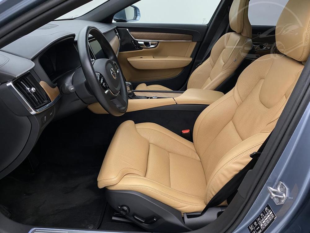 Volvo S90 D5 AWD INSCRIPTION REZERVACE