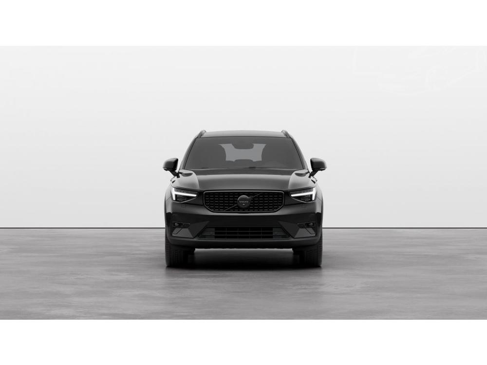 Volvo XC40 B4 AUT PLUS BLACK EDITION