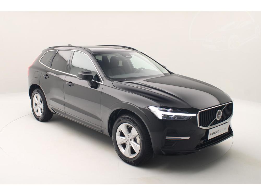 Volvo XC60 B4 AWD MOMENTUM AUT CZ 1.maj.