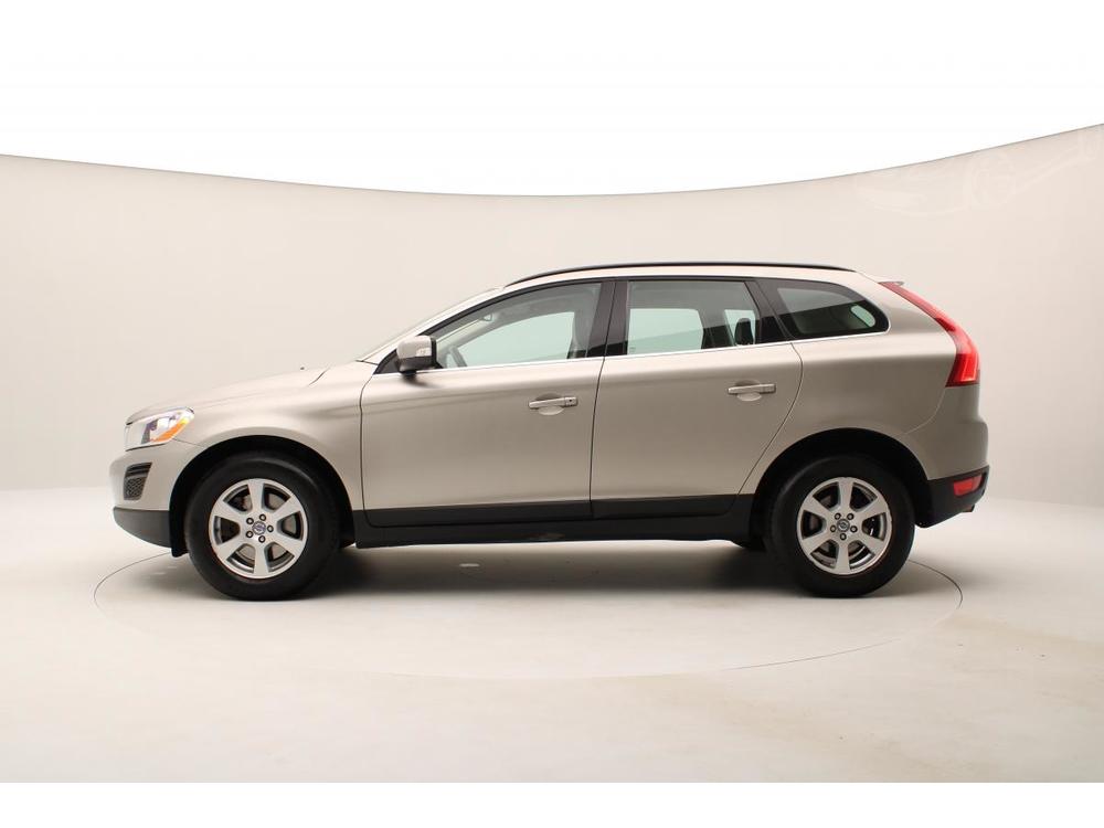 Volvo XC60 D3 MOMENTUM NAVIGACE MAN.