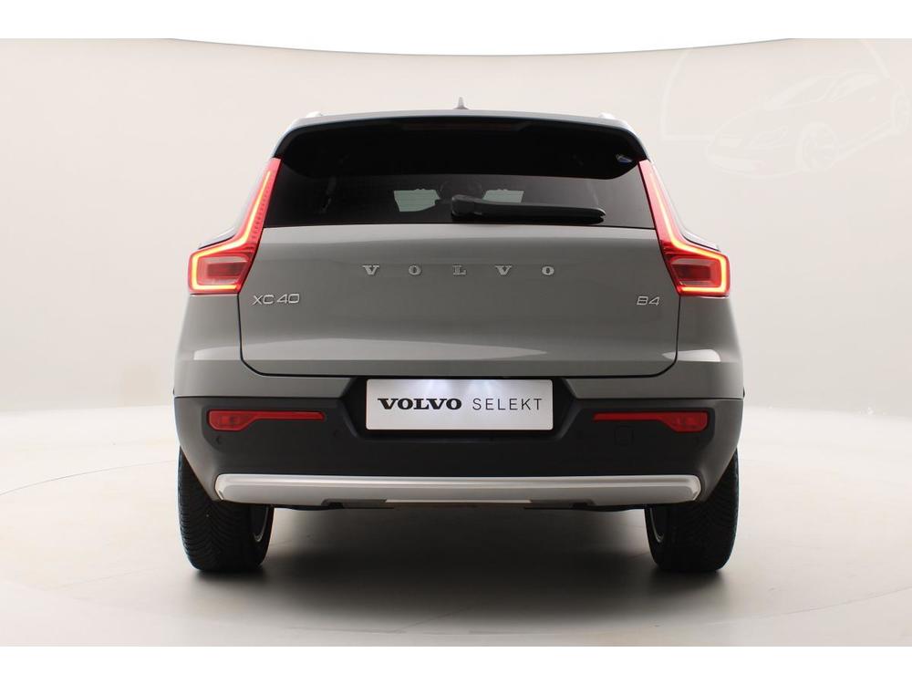 Volvo XC40 B4 PLUS CZ 1. maj