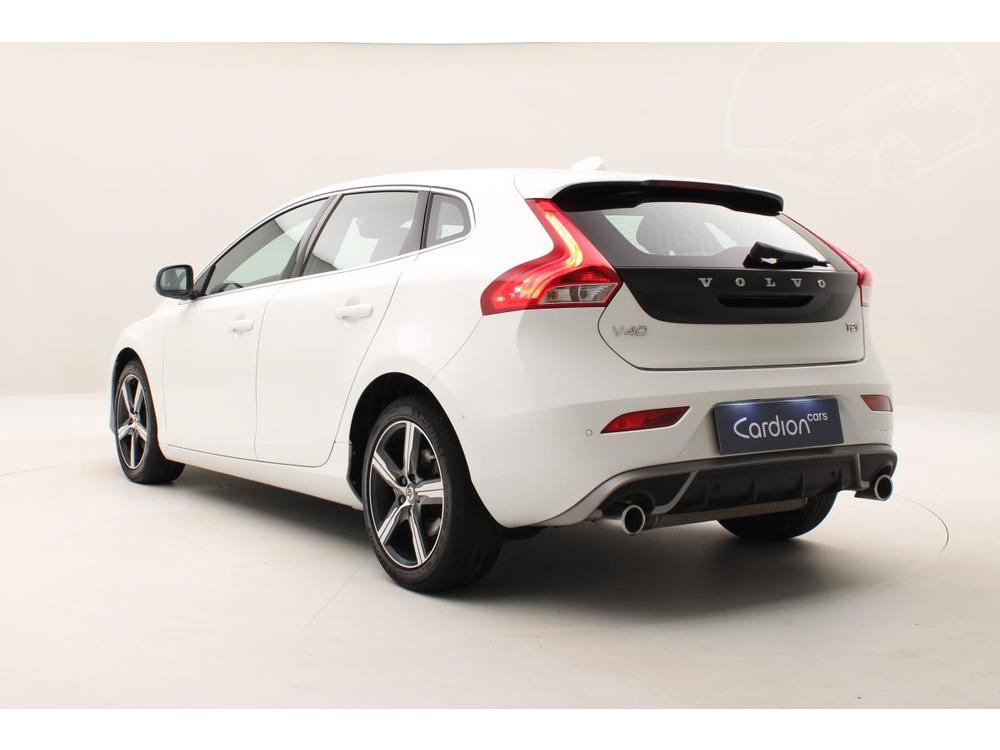 Volvo V40 T2 R-DESIGN NAVIGACE