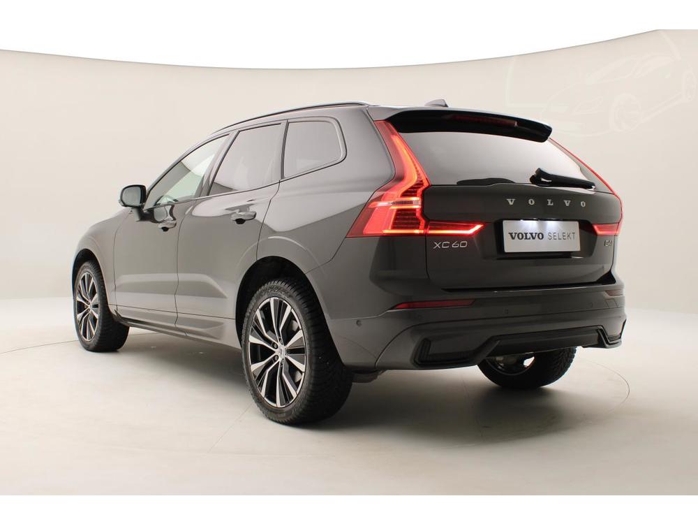 Volvo XC60 B4 AWD ULTIMATE DARK CZ