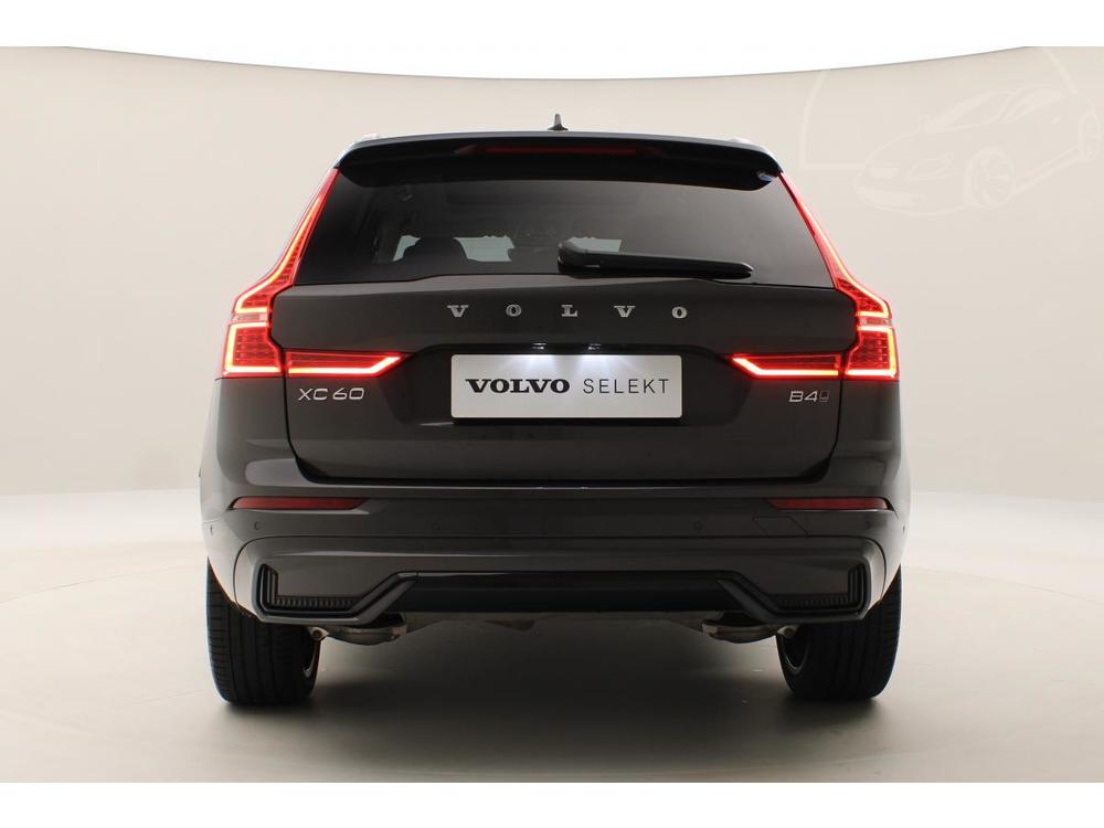 Volvo XC60 B4 AWD DARK ULTIMATE CZ 1.maj