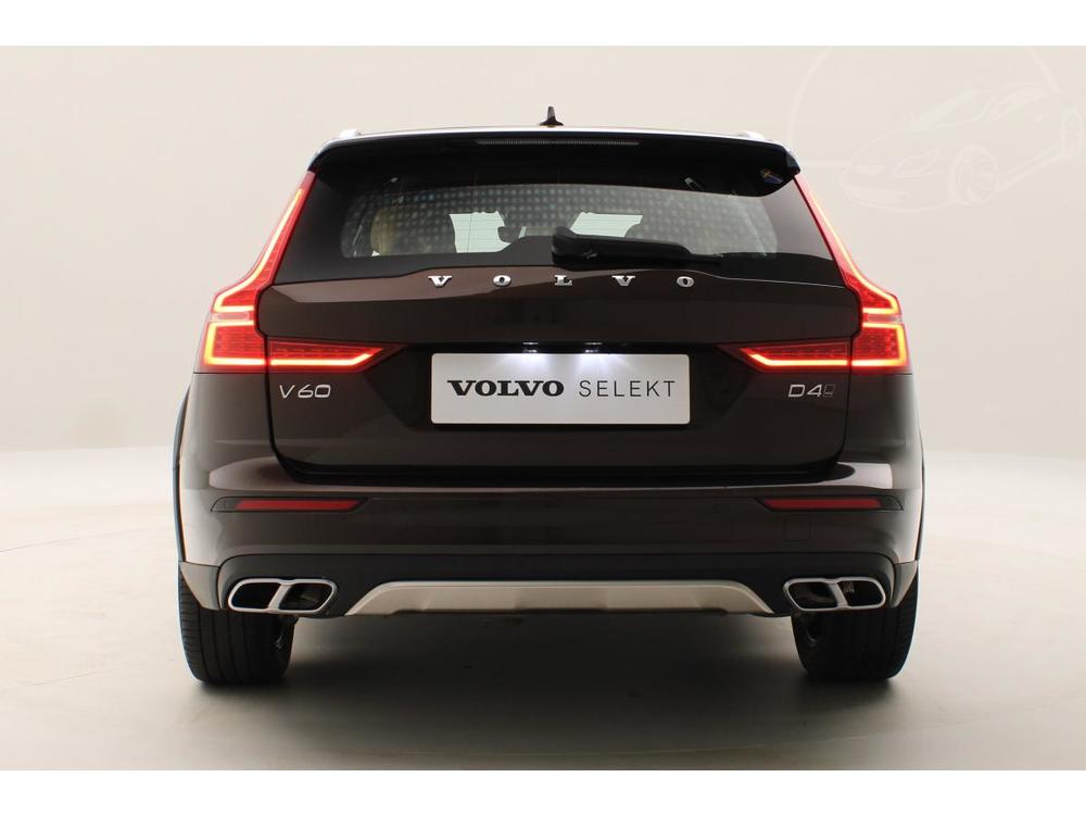 Volvo V60 CC D4 AWD PRO AUT CZ