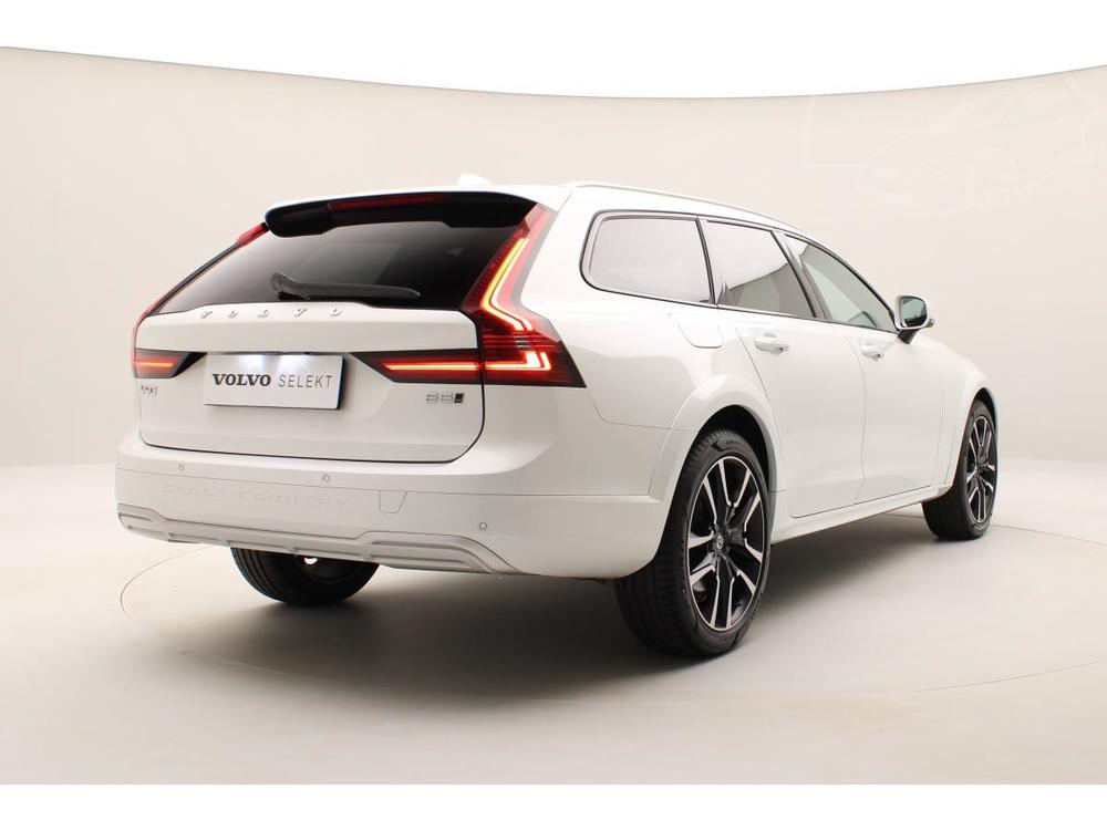 Volvo V90 CC B5 AWD ULTIMATE AUT 1.maj