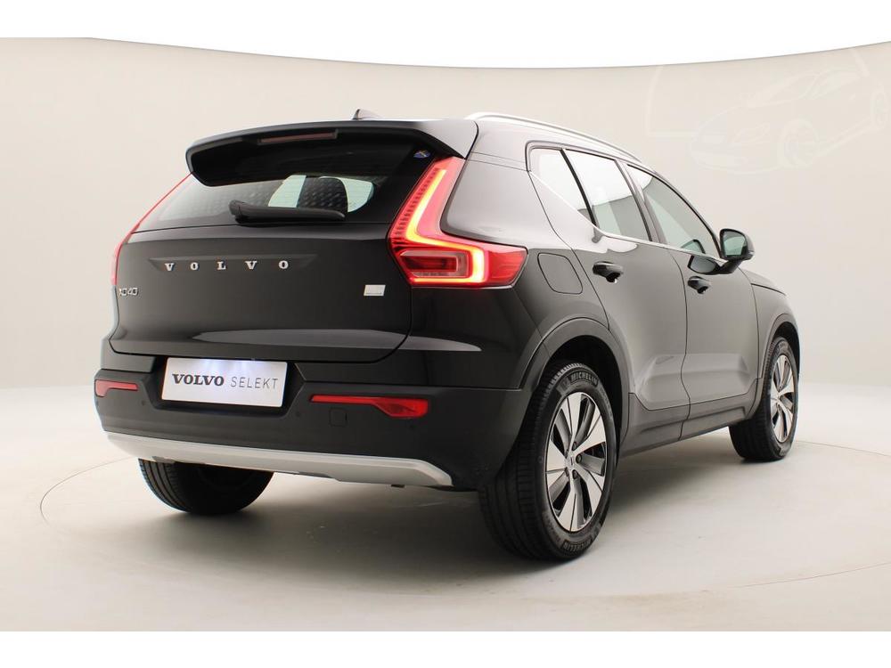 Volvo XC40 T4 RECHARGE MOMENTUM AUT