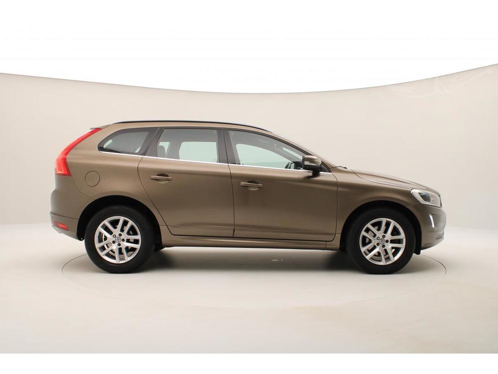 Volvo XC60 D4 MOMENTUM AUT 1.MAJ